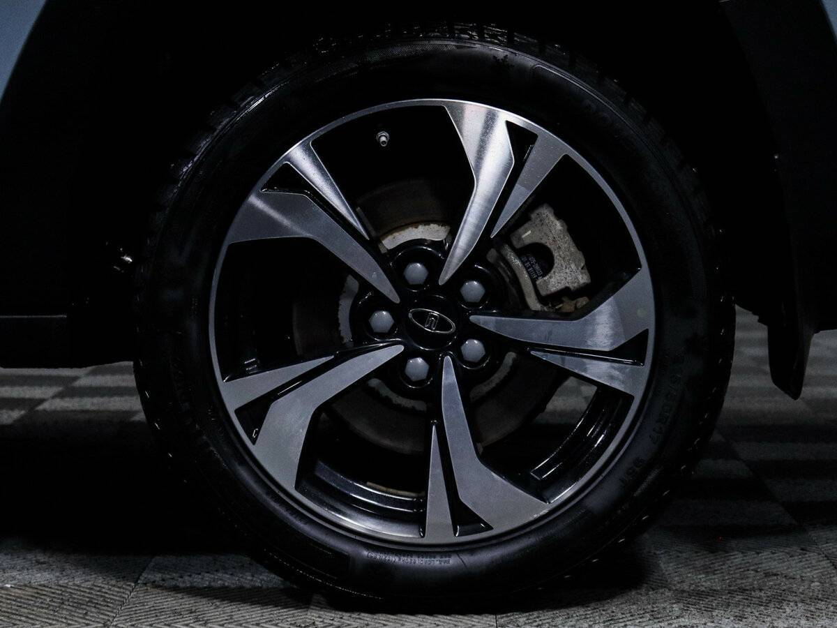 Москвич 3 2023 года с пробегом. Фото: #10