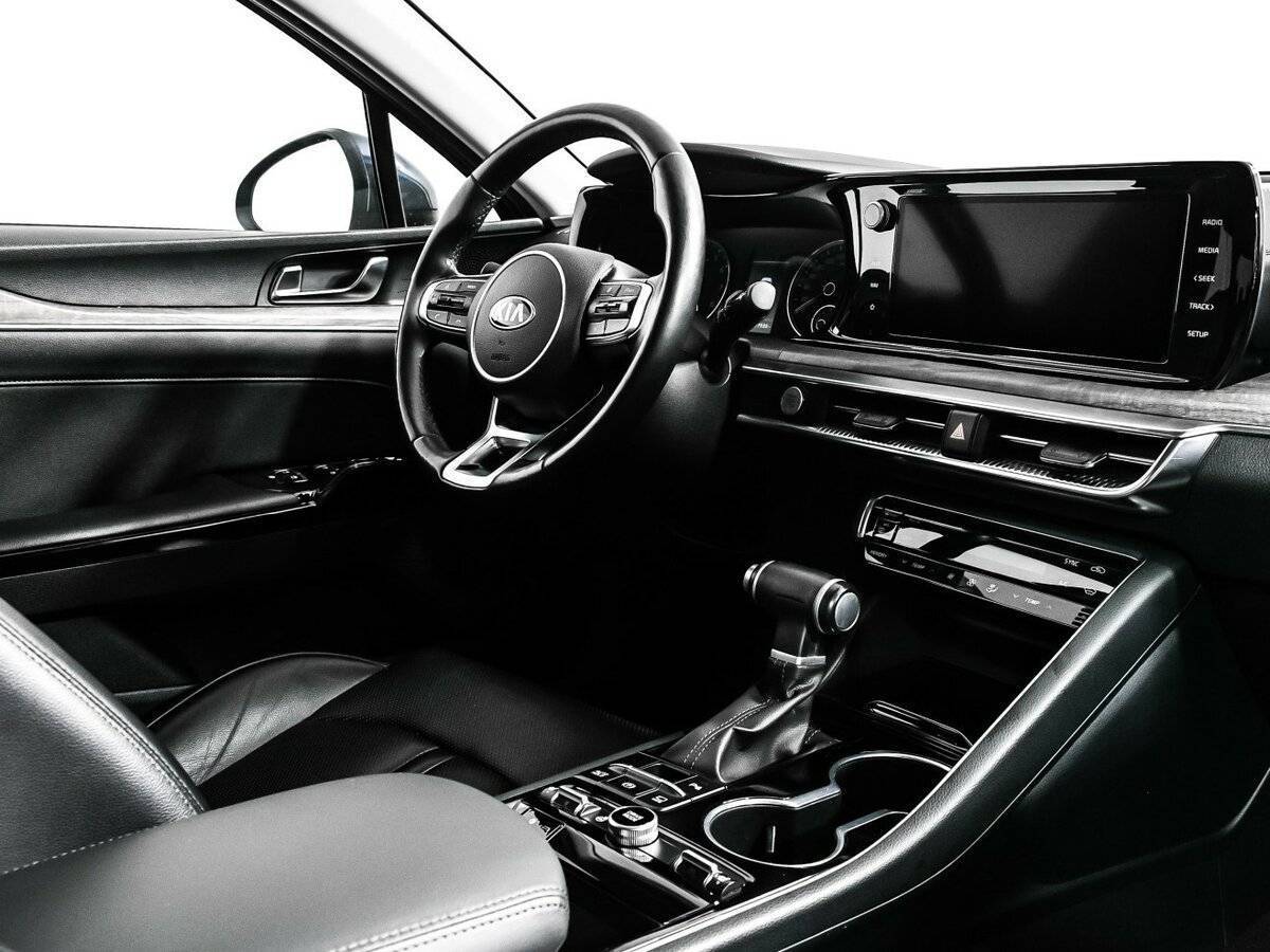 Б/У Киа К5 2021 года. Фото: #8