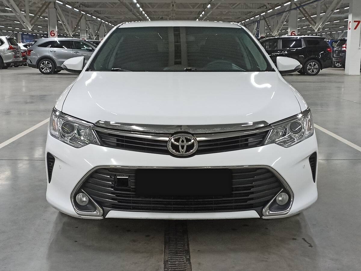 Toyota Camry 2016 года с пробегом. Фото: #1