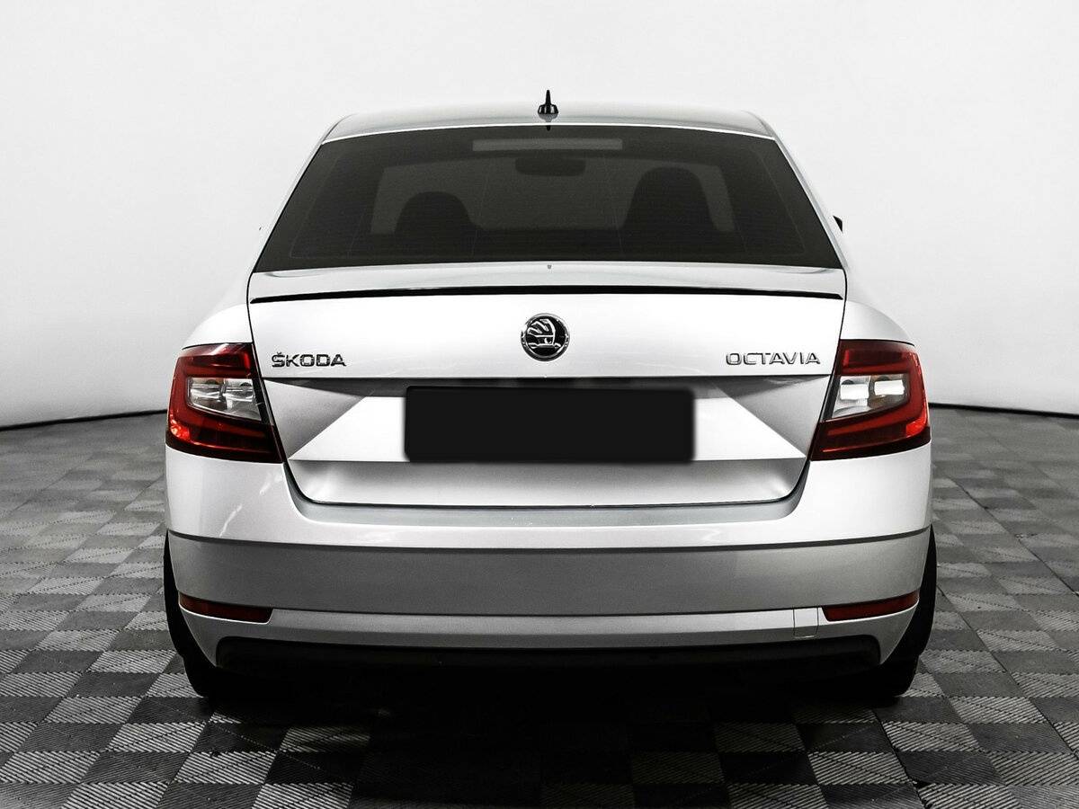 Б/У Шкода Октавия 2017 года. Фото: #5