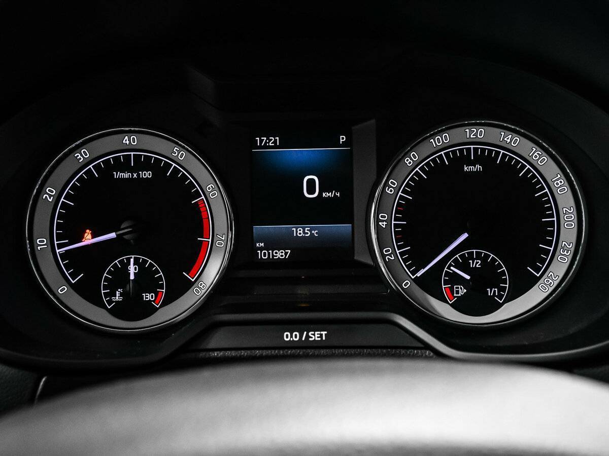 Б/У Шкода Октавия 2017 года. Фото: #9