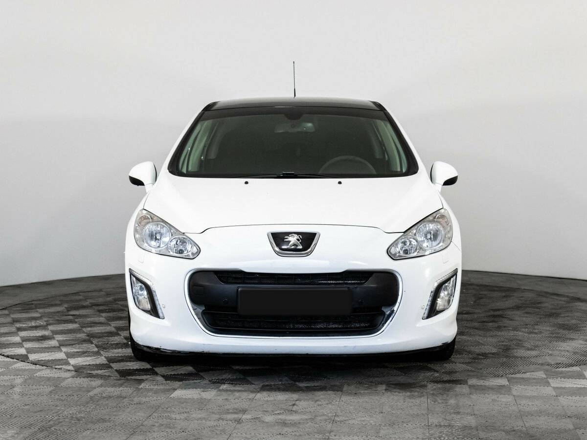 Б/У Пежо 308 2012 года. Фото: #1