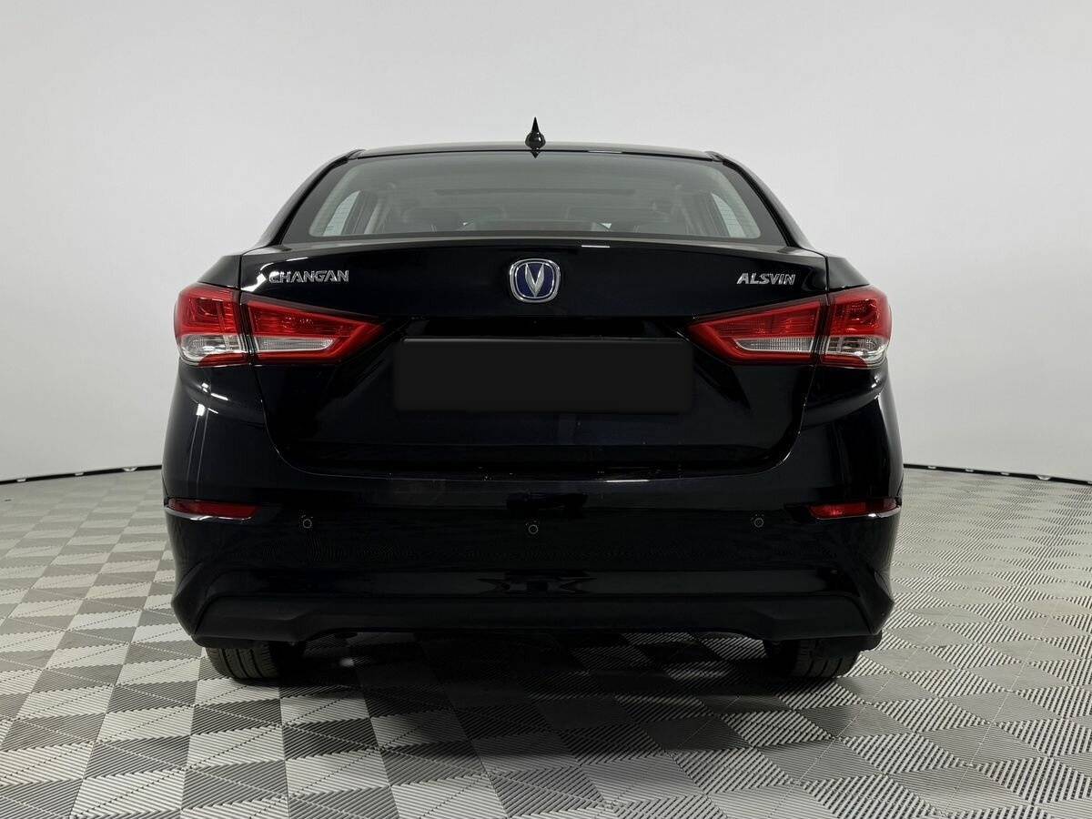 Б/У Чанган Алсвин 2024 года. Фото: #3