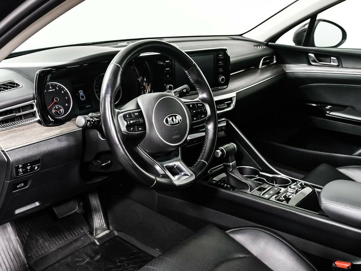 Б/У Киа К5 2021 года. Фото: #11