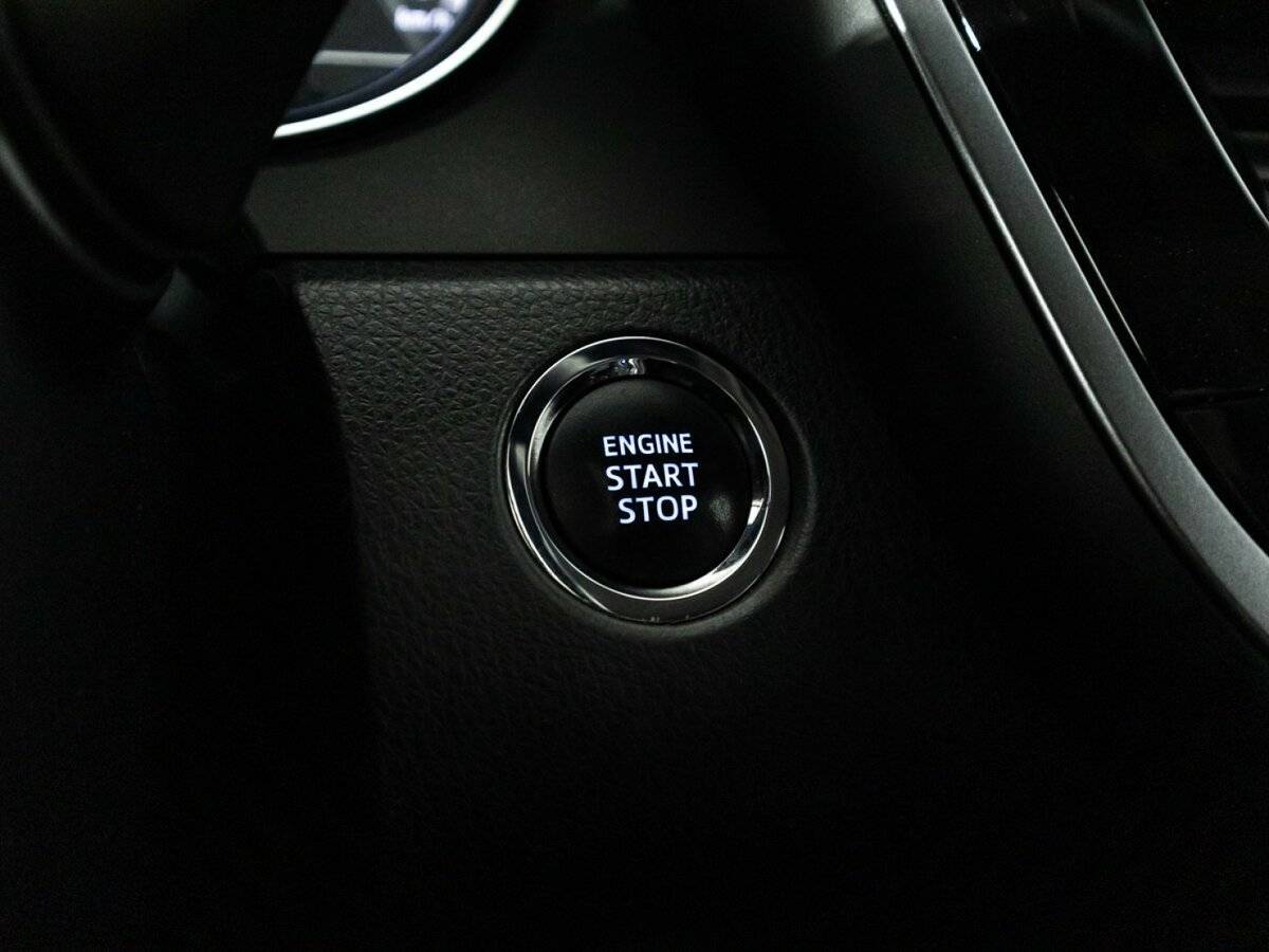 Toyota Camry 2021 года с пробегом. Фото: #15