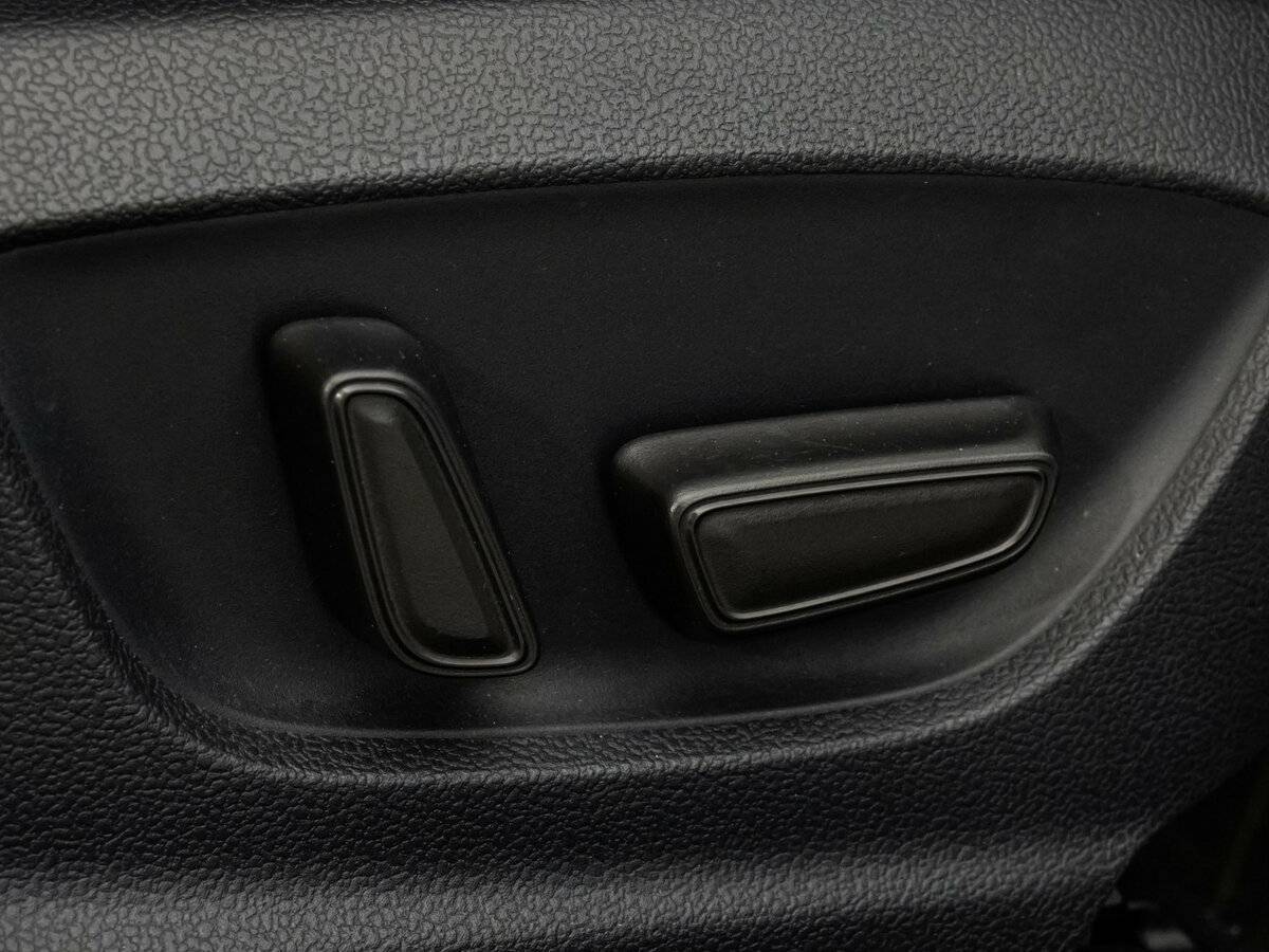 Toyota Camry 2018 года с пробегом. Фото: #23