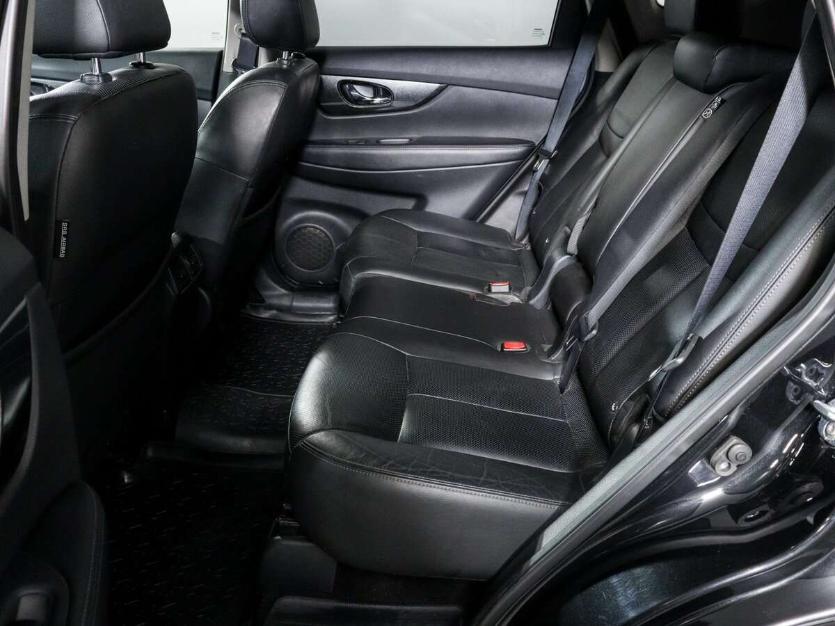 Б/У Ниссан Икс-Трейл 2017 года. Фото: #7