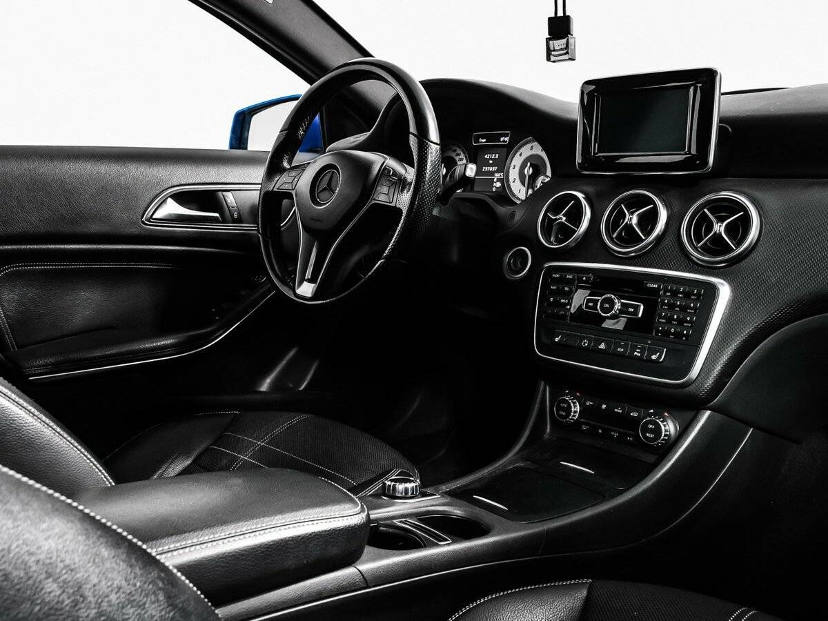 Mercedes-Benz A-Класс 2013 года с пробегом. Фото: #8