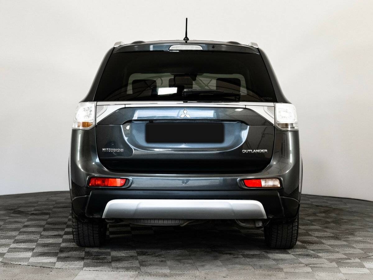 Mitsubishi Outlander 2014 года с пробегом. Фото: #4