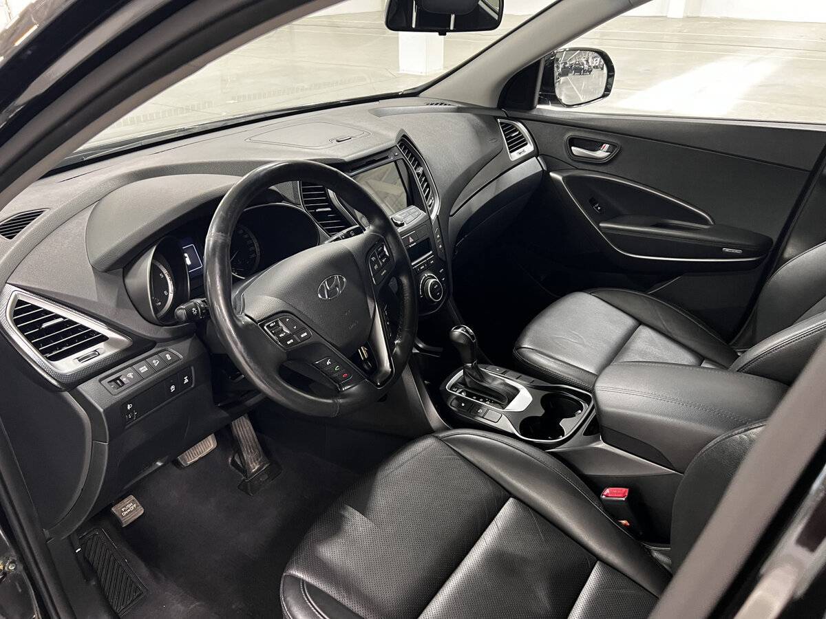 Hyundai Santa Fe 2015 года с пробегом. Фото: #15