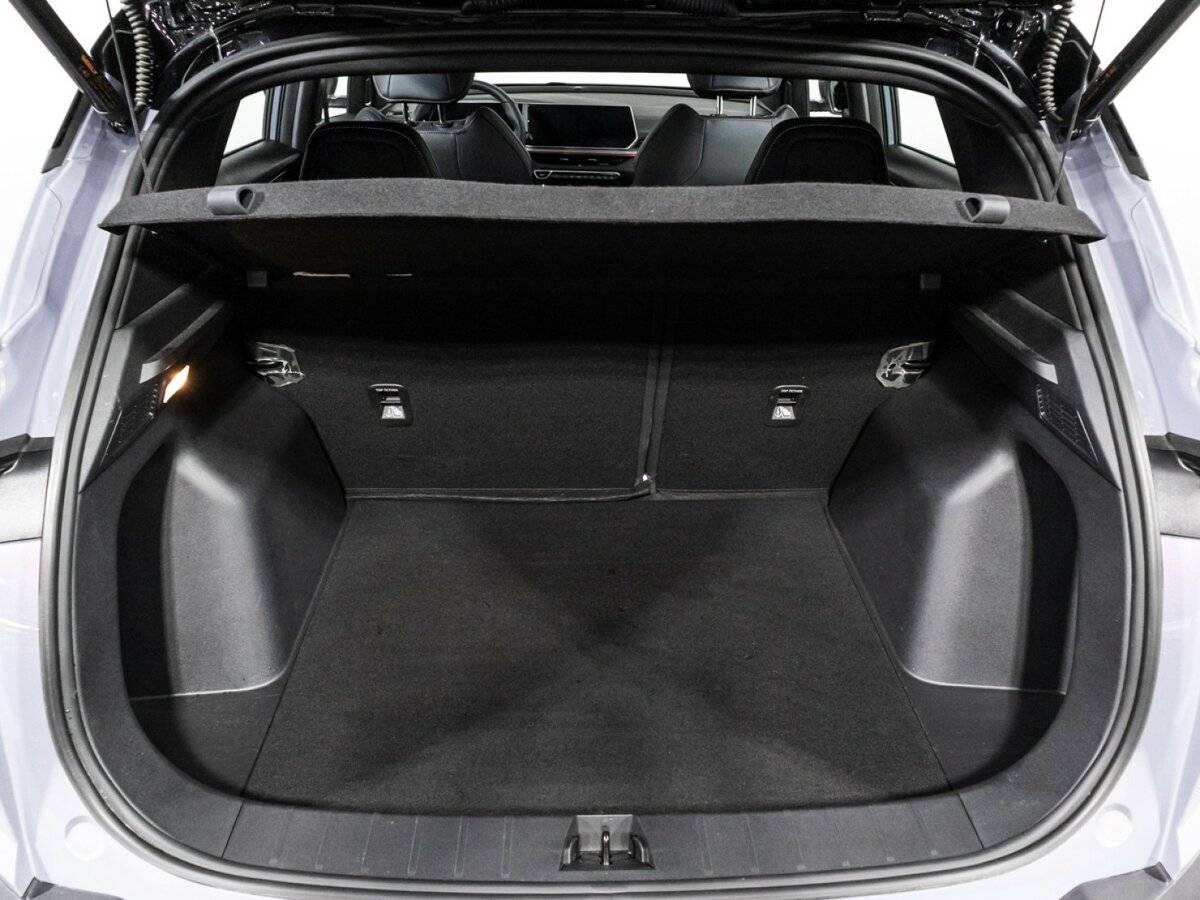 Б/У Джили Кулрэй 2023 года. Фото: #14