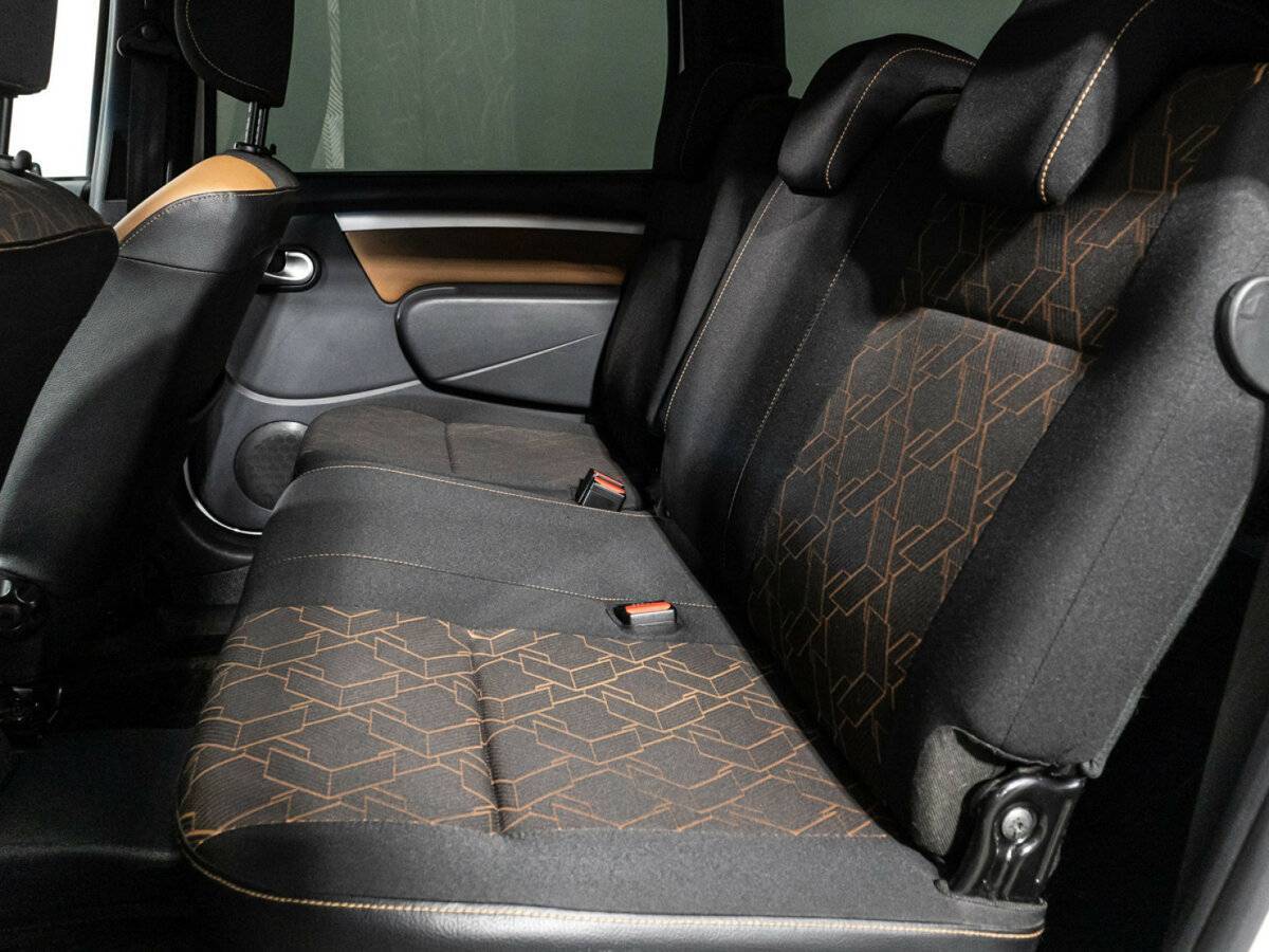 Б/У Лада (ВАЗ) Ларгус 2020 года. Фото: #9