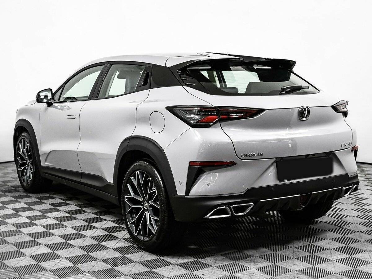 Б/У Чанган УНИ-Т 2023 года. Фото: #6