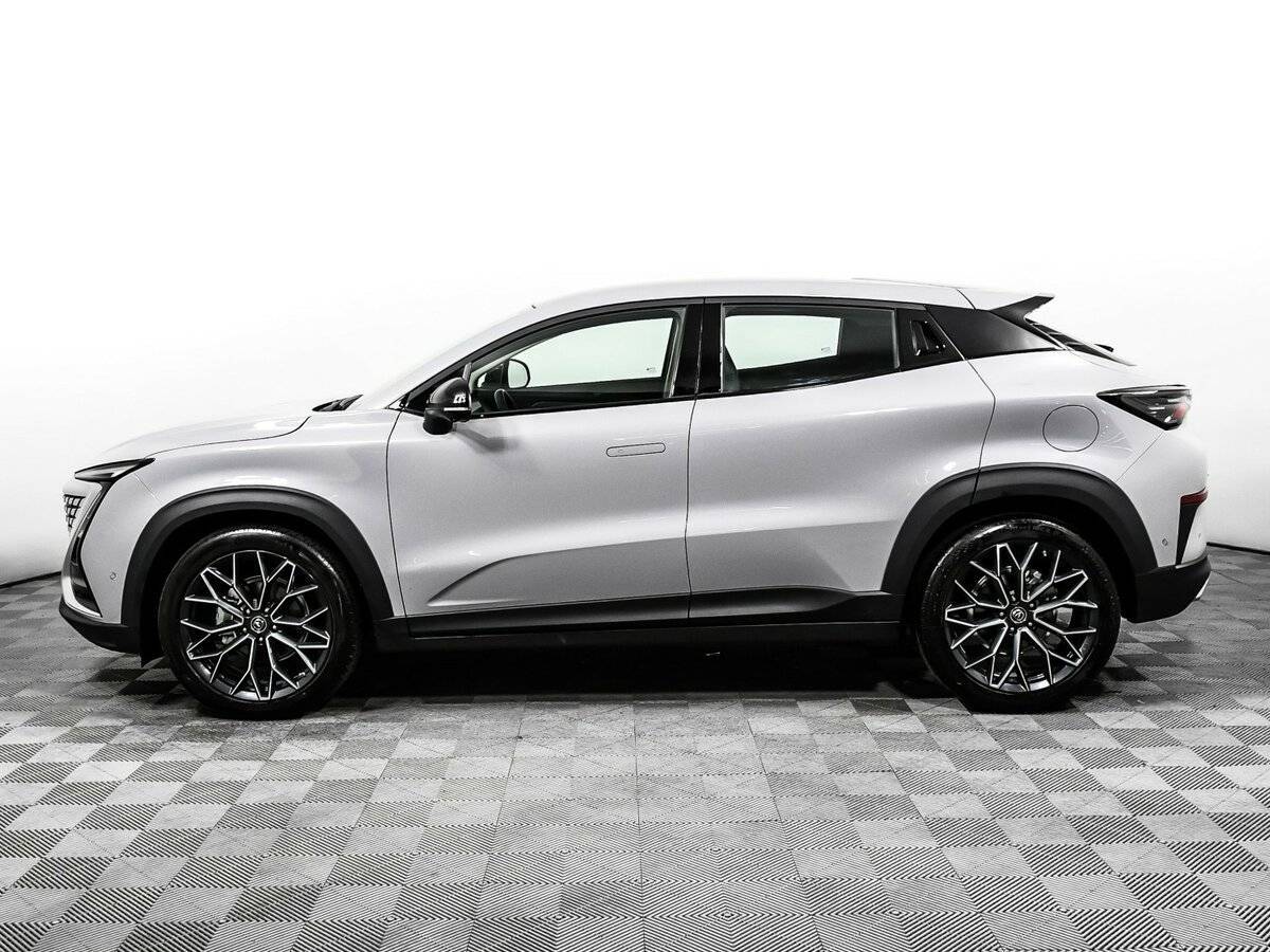 Б/У Чанган УНИ-Т 2023 года. Фото: #7