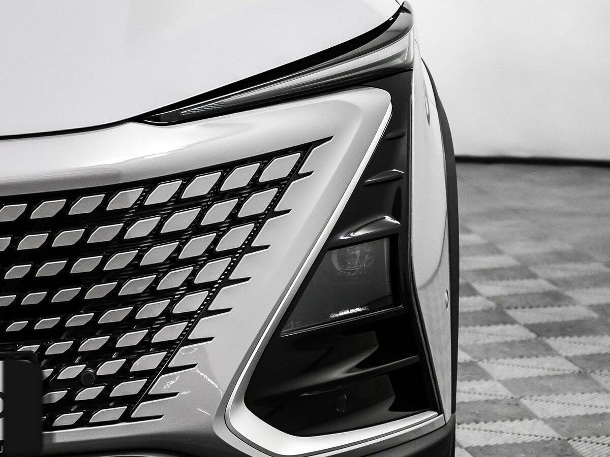 Б/У Чанган УНИ-Т 2023 года. Фото: #14