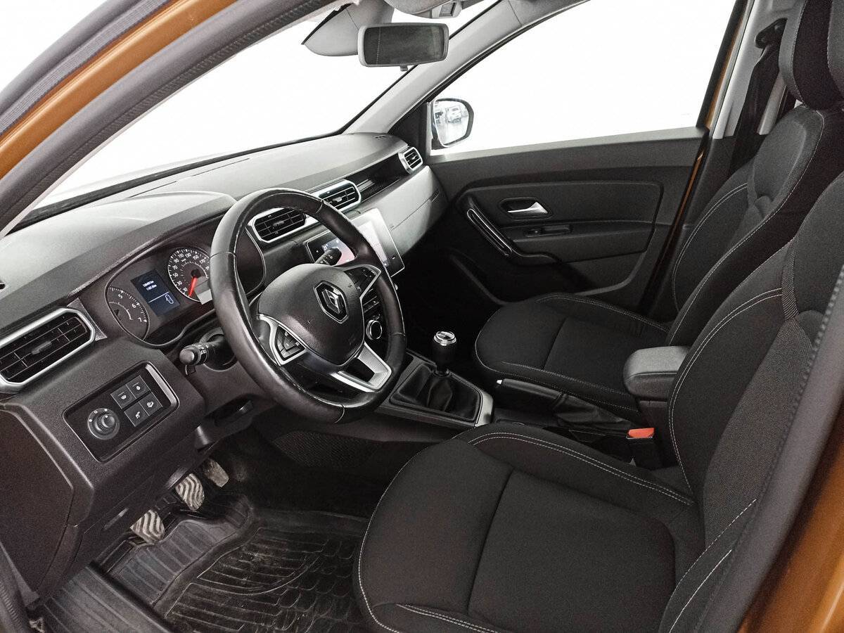 Б/У Рено Дастер 2021 года. Фото: #13