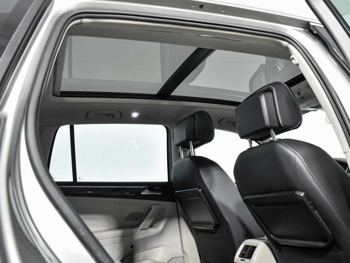 Б/У Фольксваген Тигуан 2017 года. Фото: #12