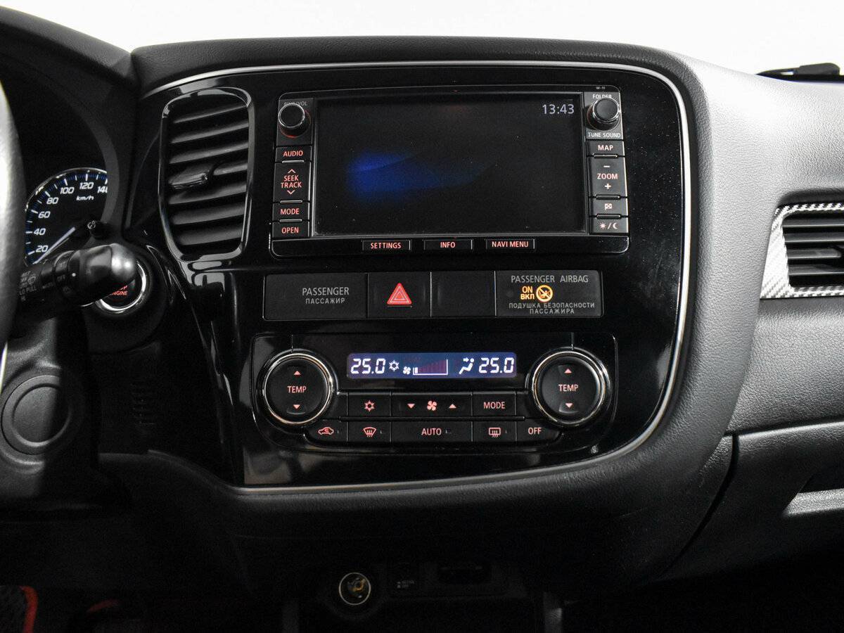 Mitsubishi Outlander 2012 года с пробегом. Фото: #14