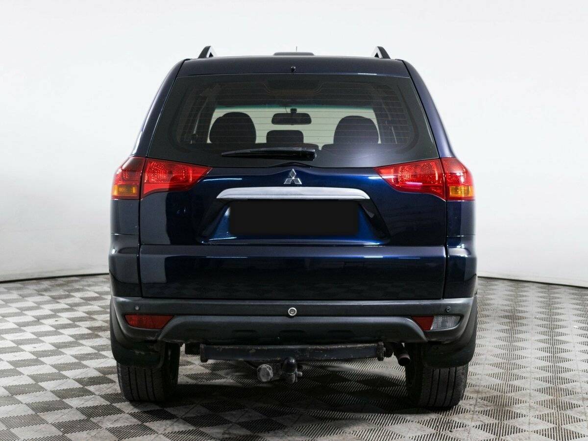 Mitsubishi Pajero Sport 2012 года с пробегом. Фото: #5