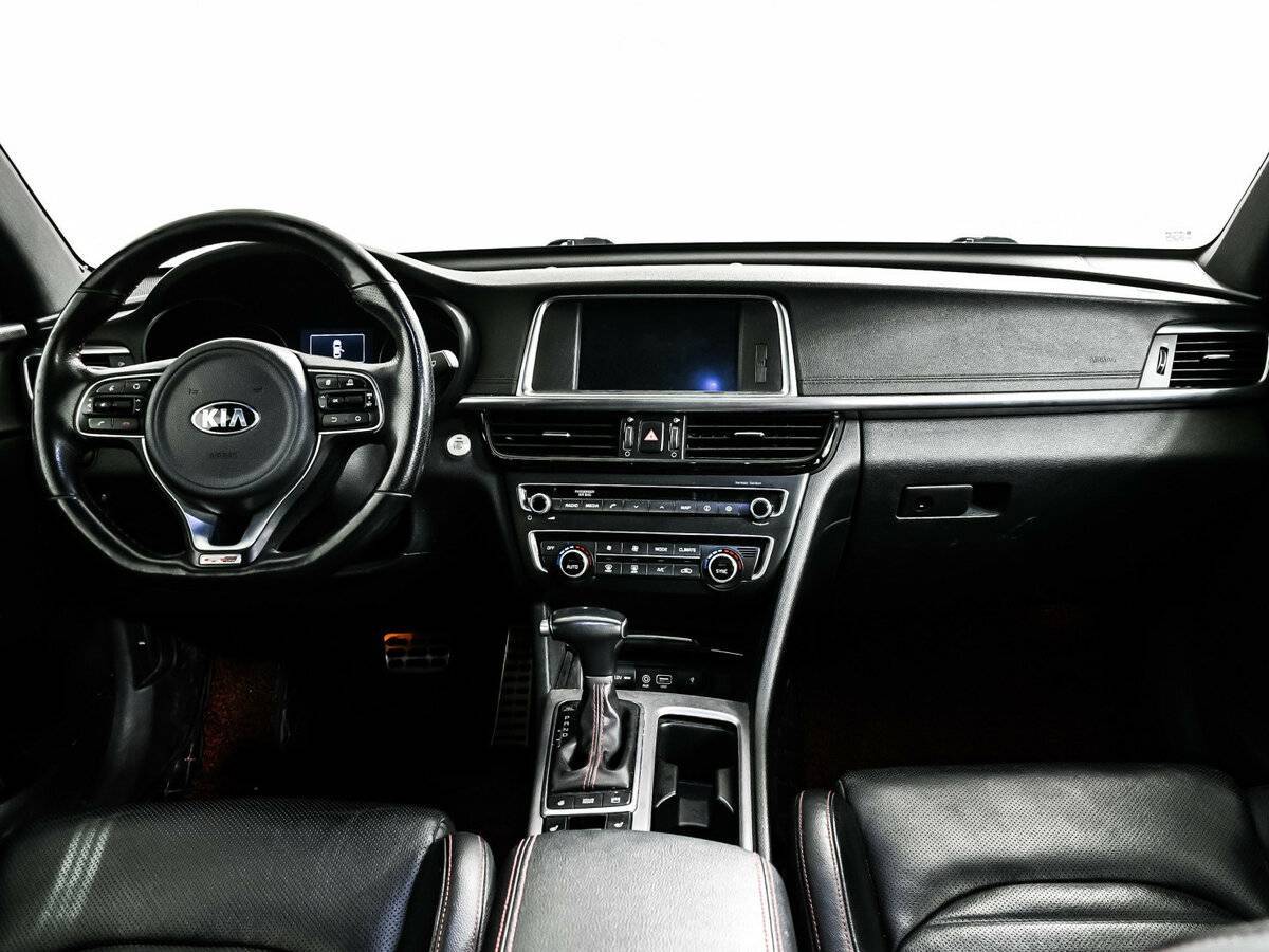 Б/У Киа Оптима 2017 года. Фото: #10