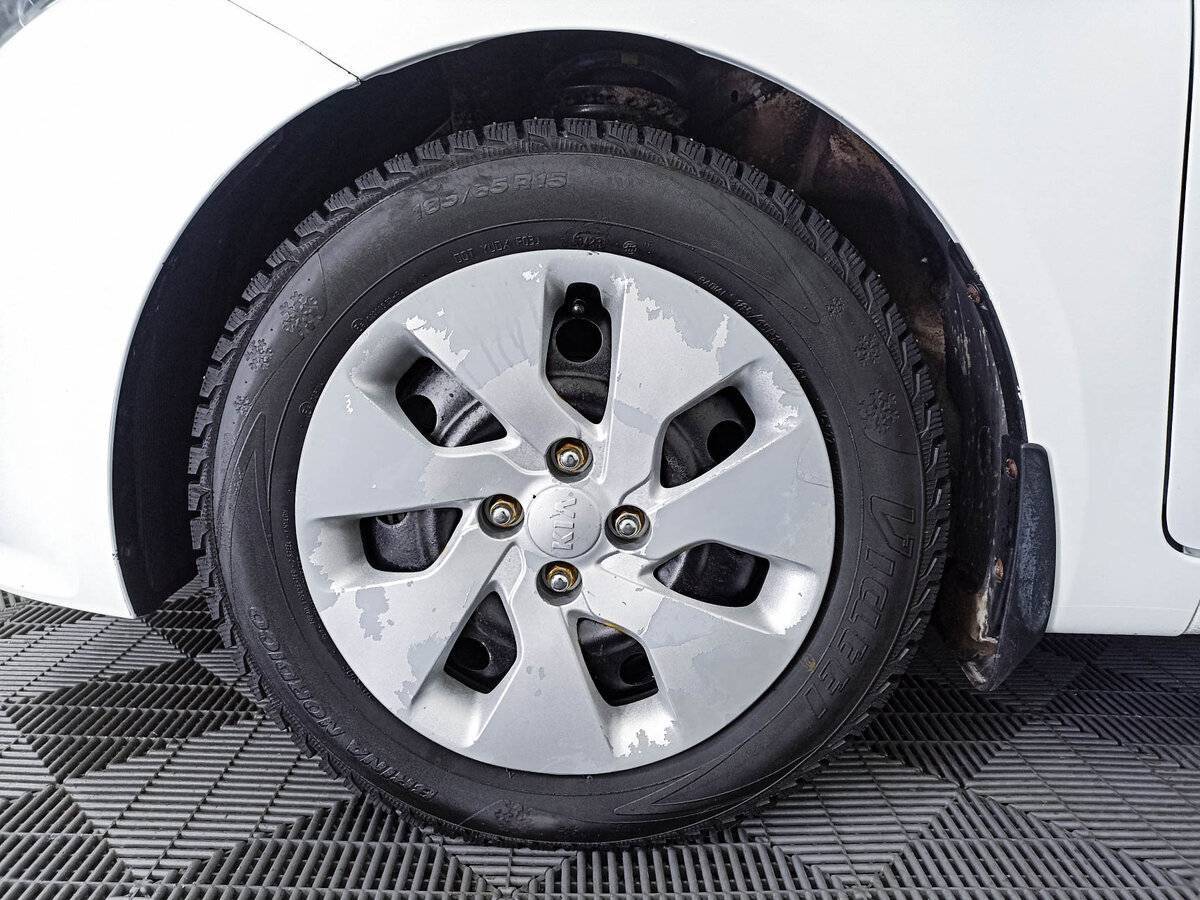 Б/У Киа Рио 2015 года. Фото: #17