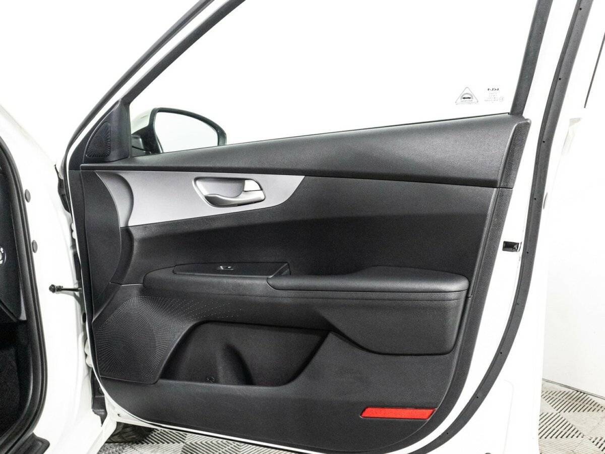 Б/У Киа Церато 2021 года. Фото: #27