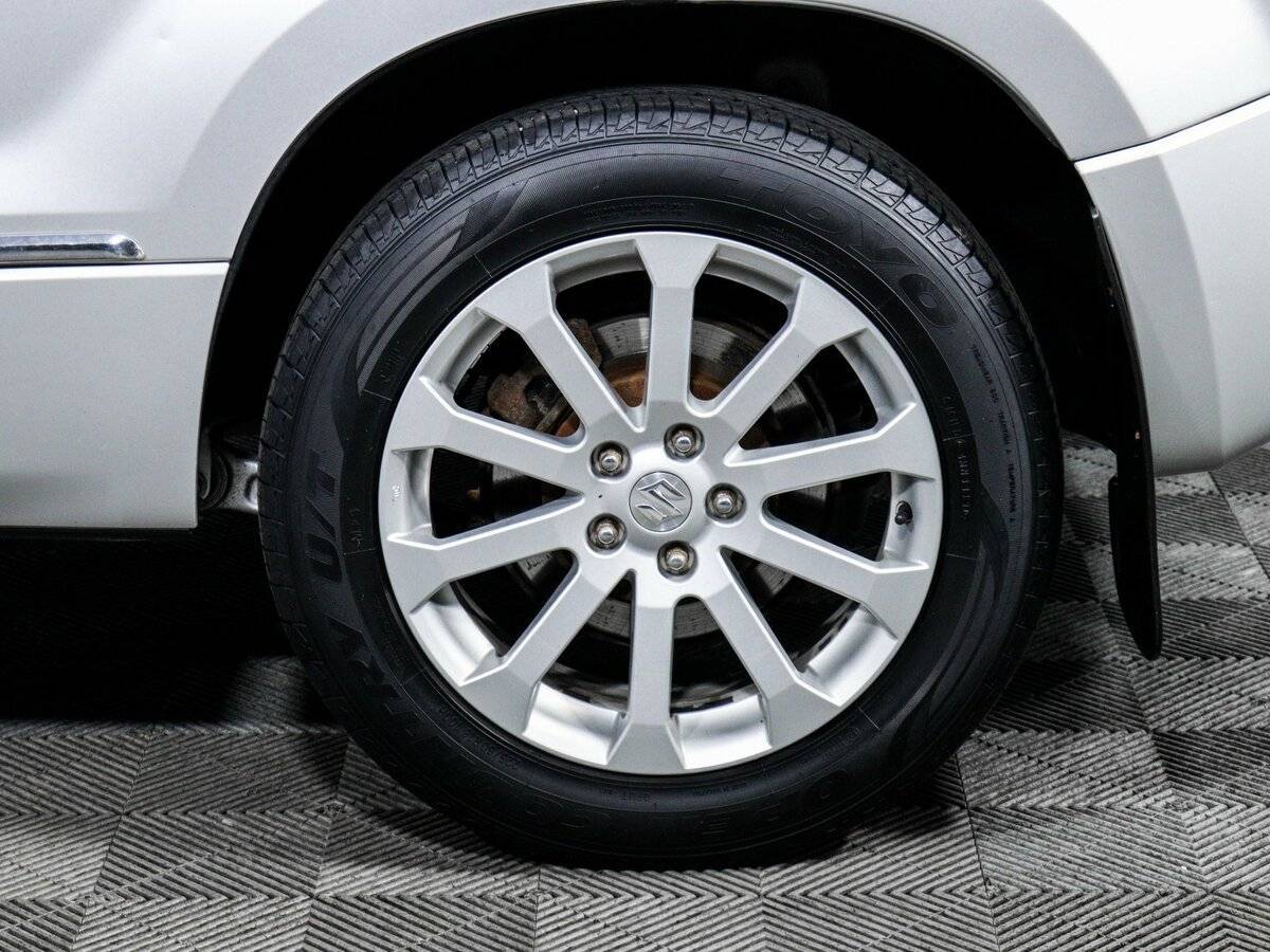 Suzuki Grand Vitara 2013 года с пробегом. Фото: #11