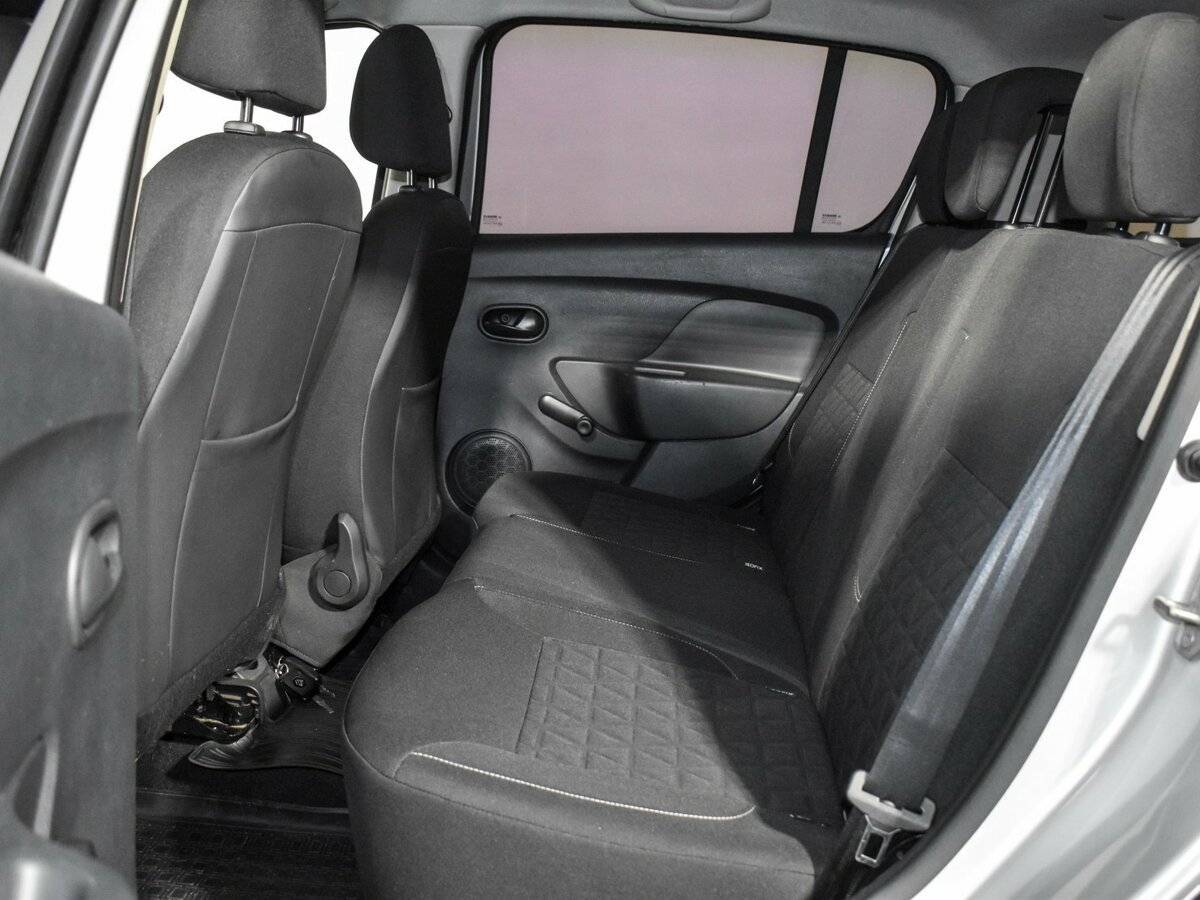 Б/У Рено Сандеро 2017 года. Фото: #10