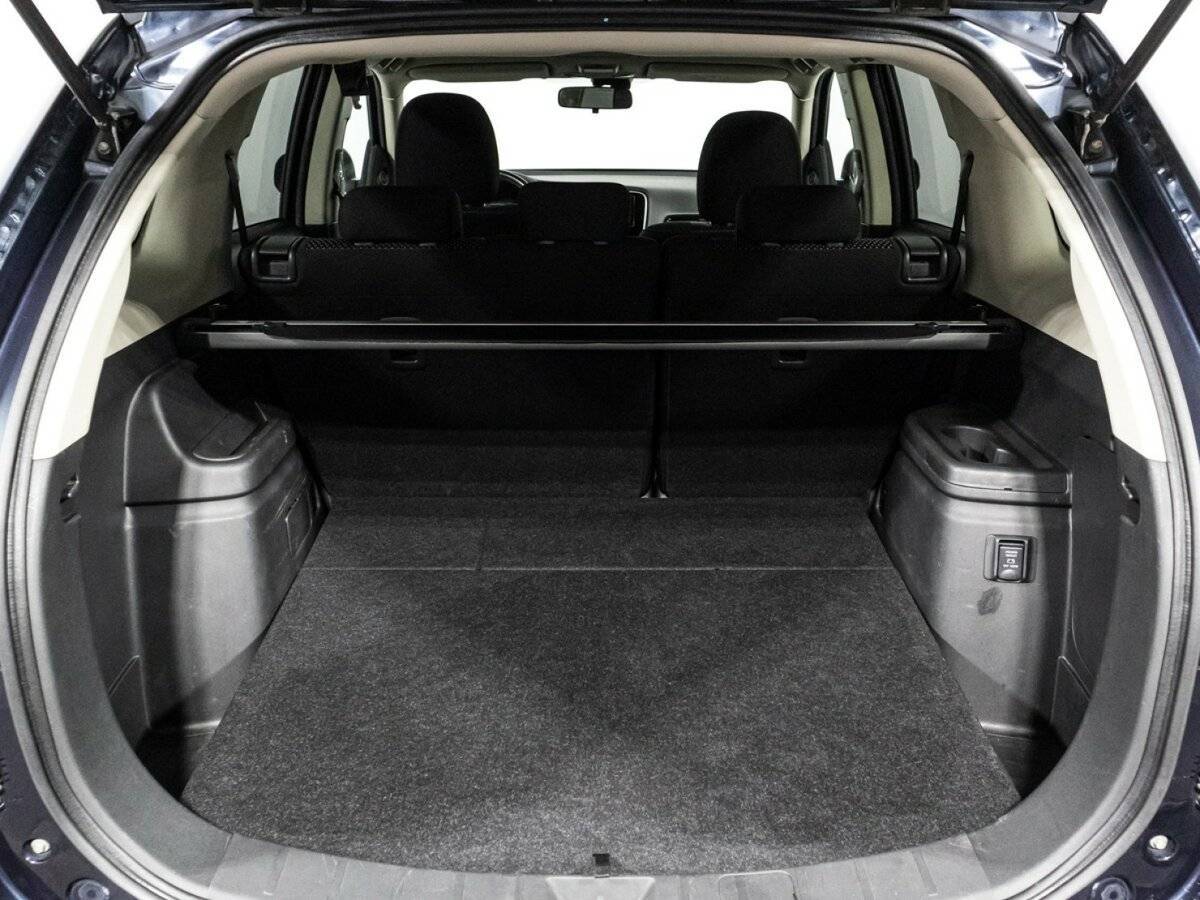 Mitsubishi Outlander 2018 года с пробегом. Фото: #13