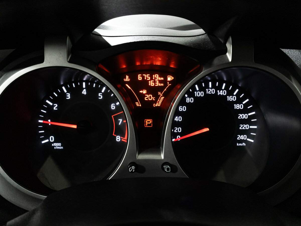 Б/У Ниссан Жук 2017 года. Фото: #11