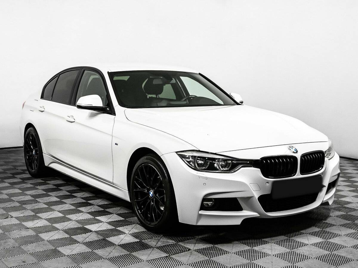 BMW 3 серии 2018 года с пробегом. Фото: #2