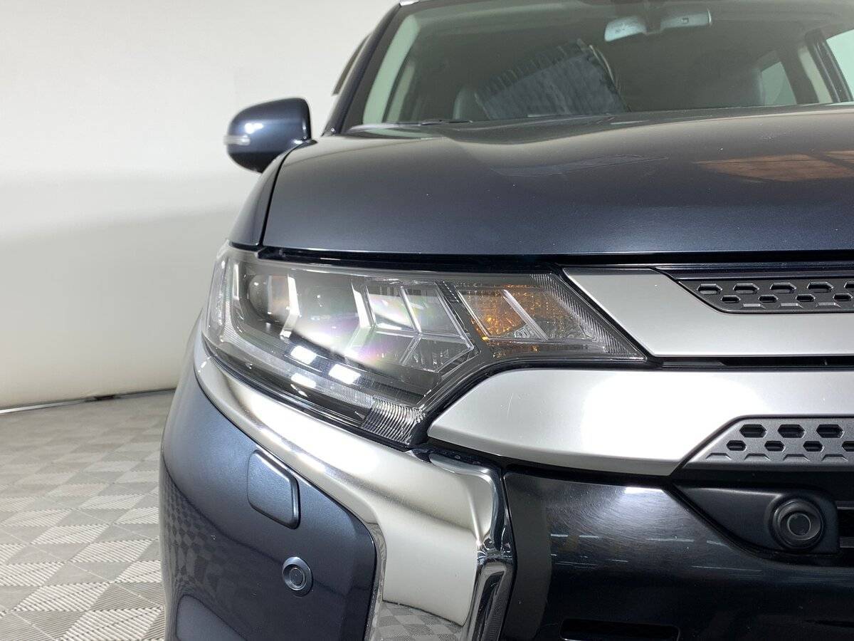 Mitsubishi Outlander 2020 года с пробегом. Фото: #9