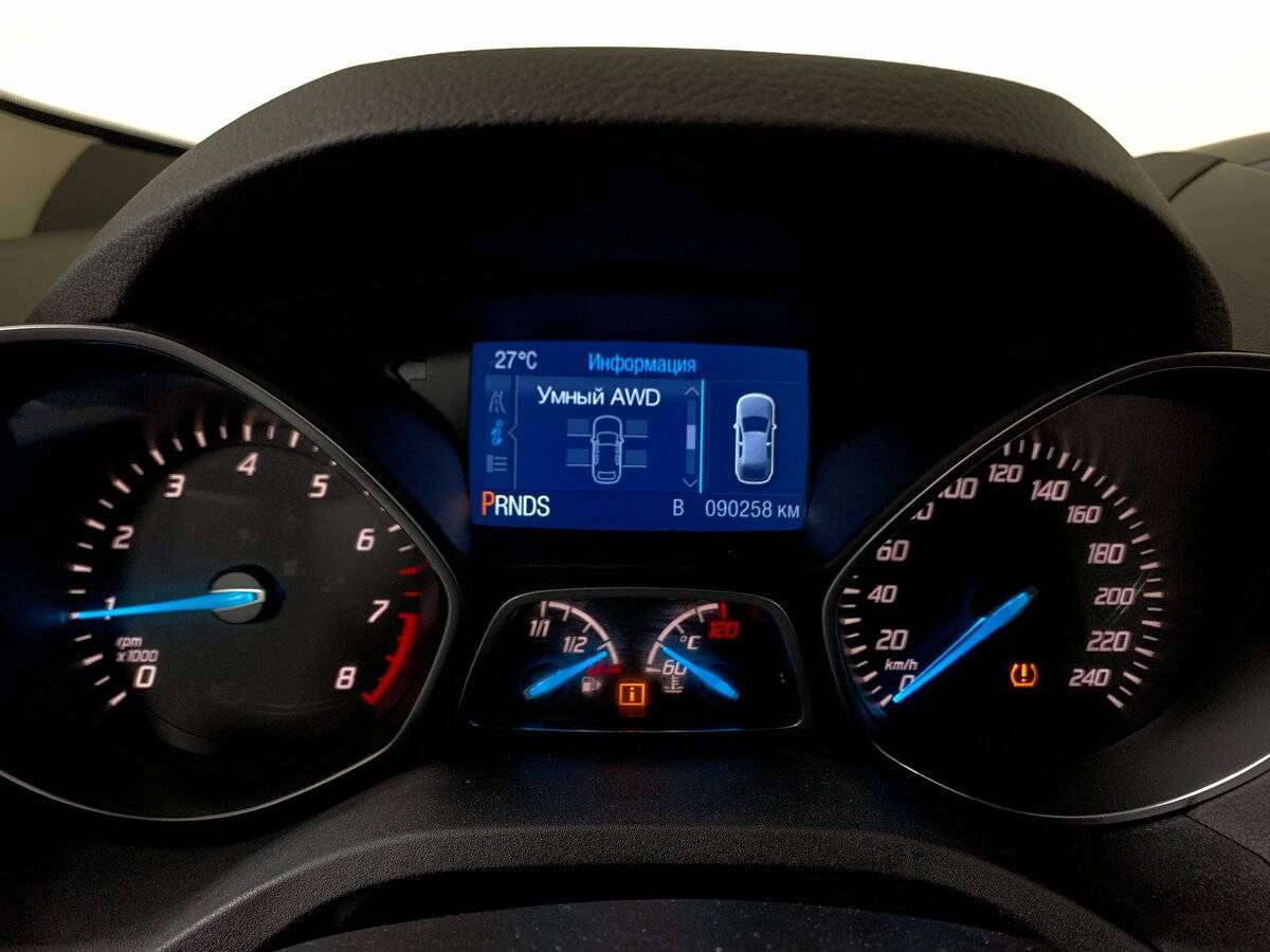 Ford Kuga 2014 года с пробегом. Фото: #13