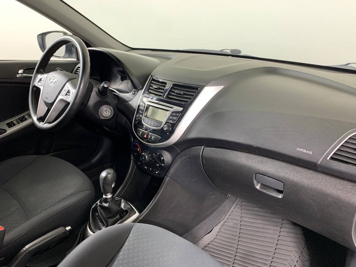 Hyundai Solaris 2013 года с пробегом. Фото: #12