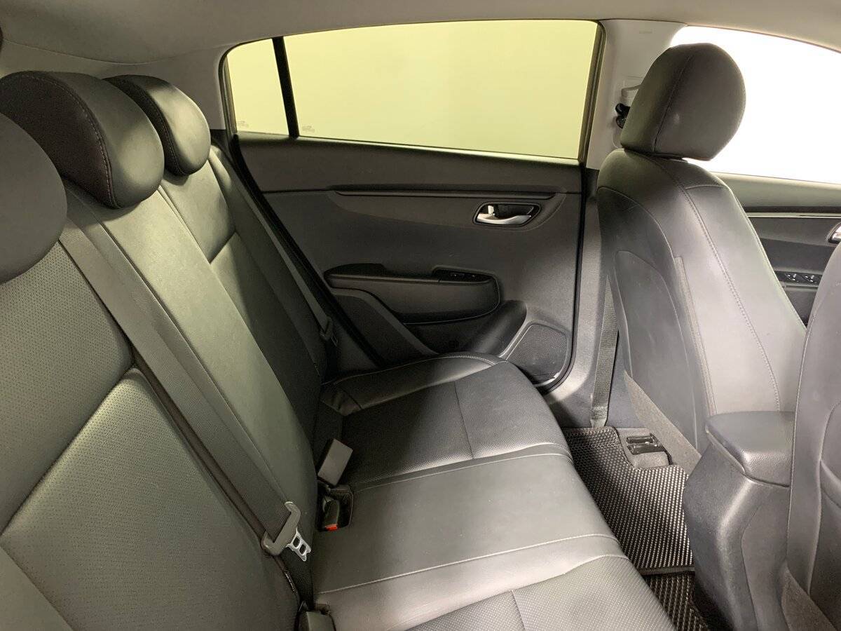 Kia Rio 2019 года с пробегом. Фото: #16