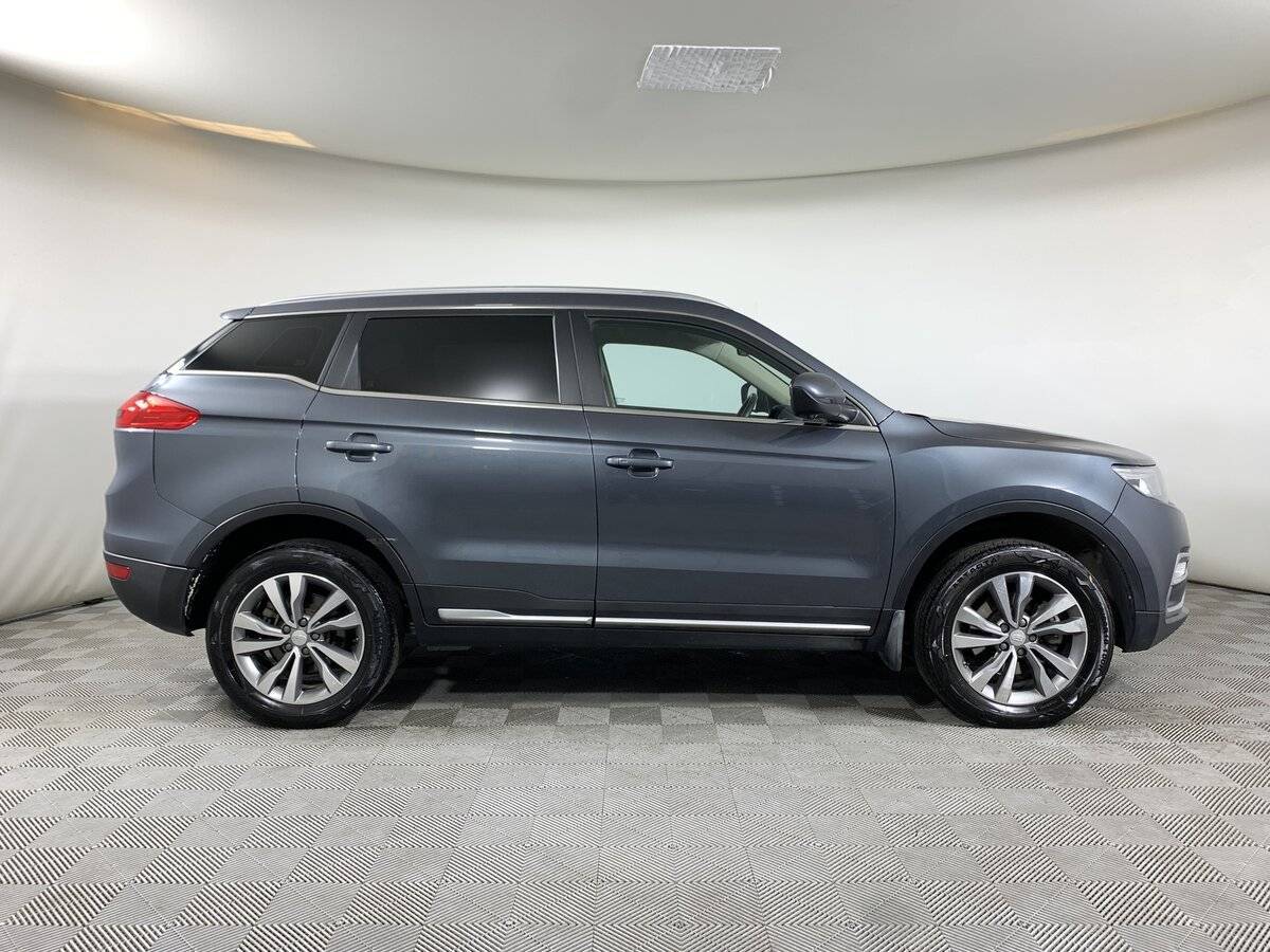 Geely Atlas 2021 года с пробегом. Фото: #3