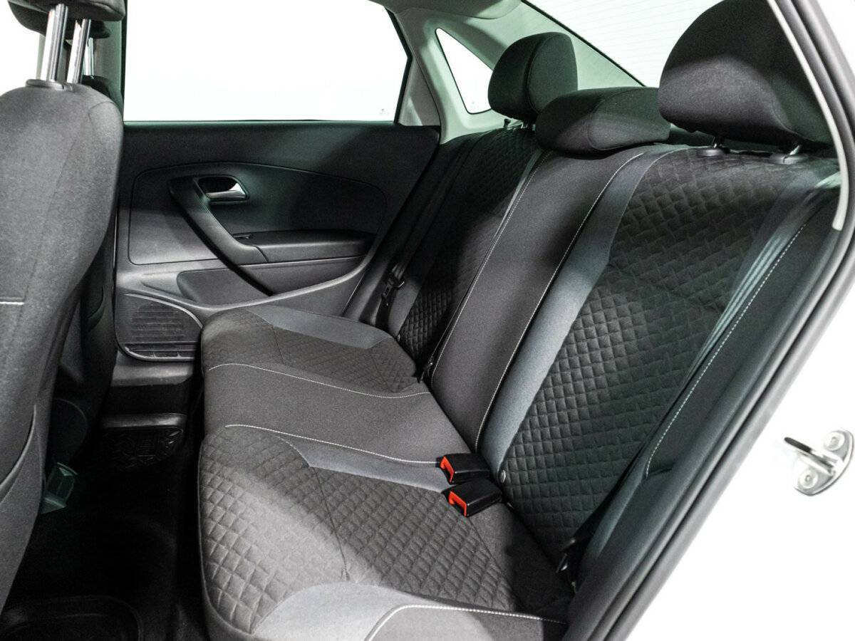 Б/У Фольксваген Поло 2018 года. Фото: #9