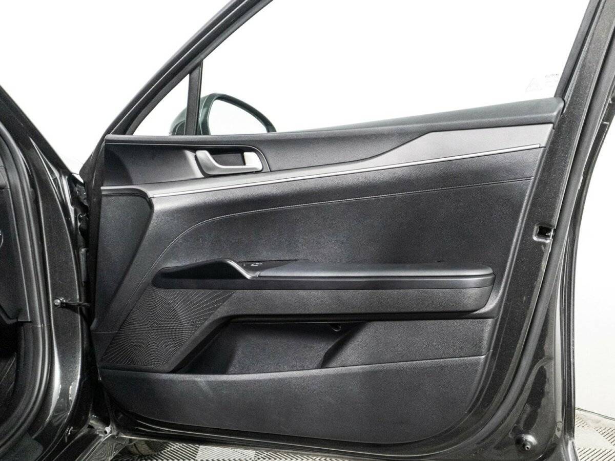 Б/У Киа К5 2021 года. Фото: #26