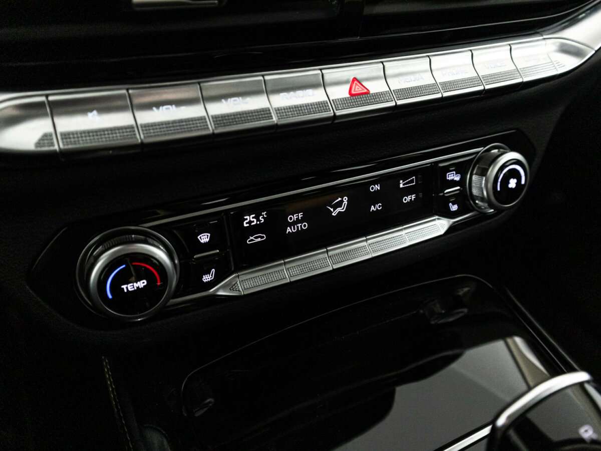 Б/У ФАВ Бестюн Т77 2022 года. Фото: #16