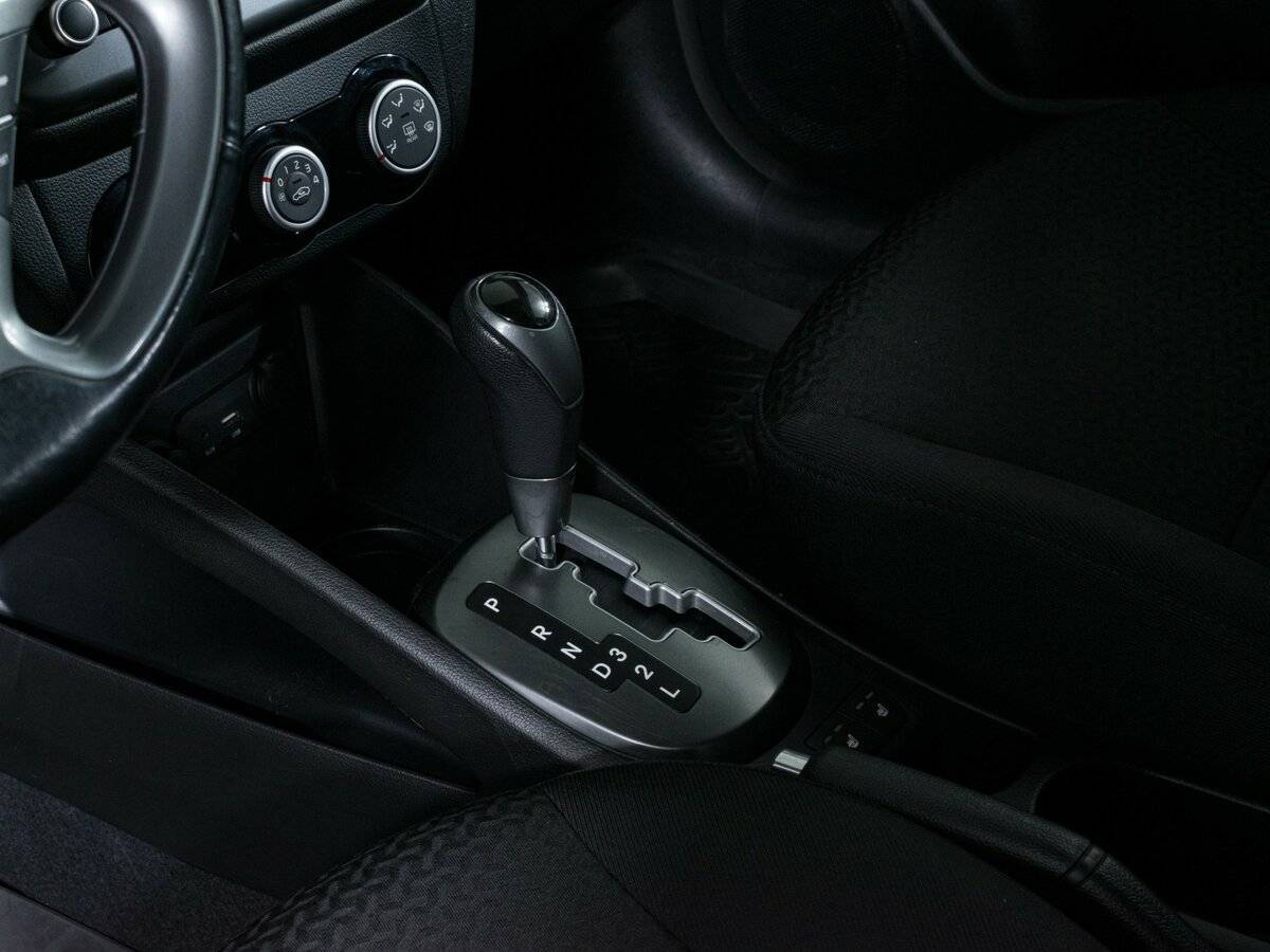 Б/У Киа Рио 2016 года. Фото: #12