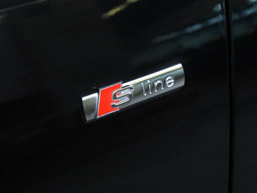 Audi A4 2017 года с пробегом. Фото: #17