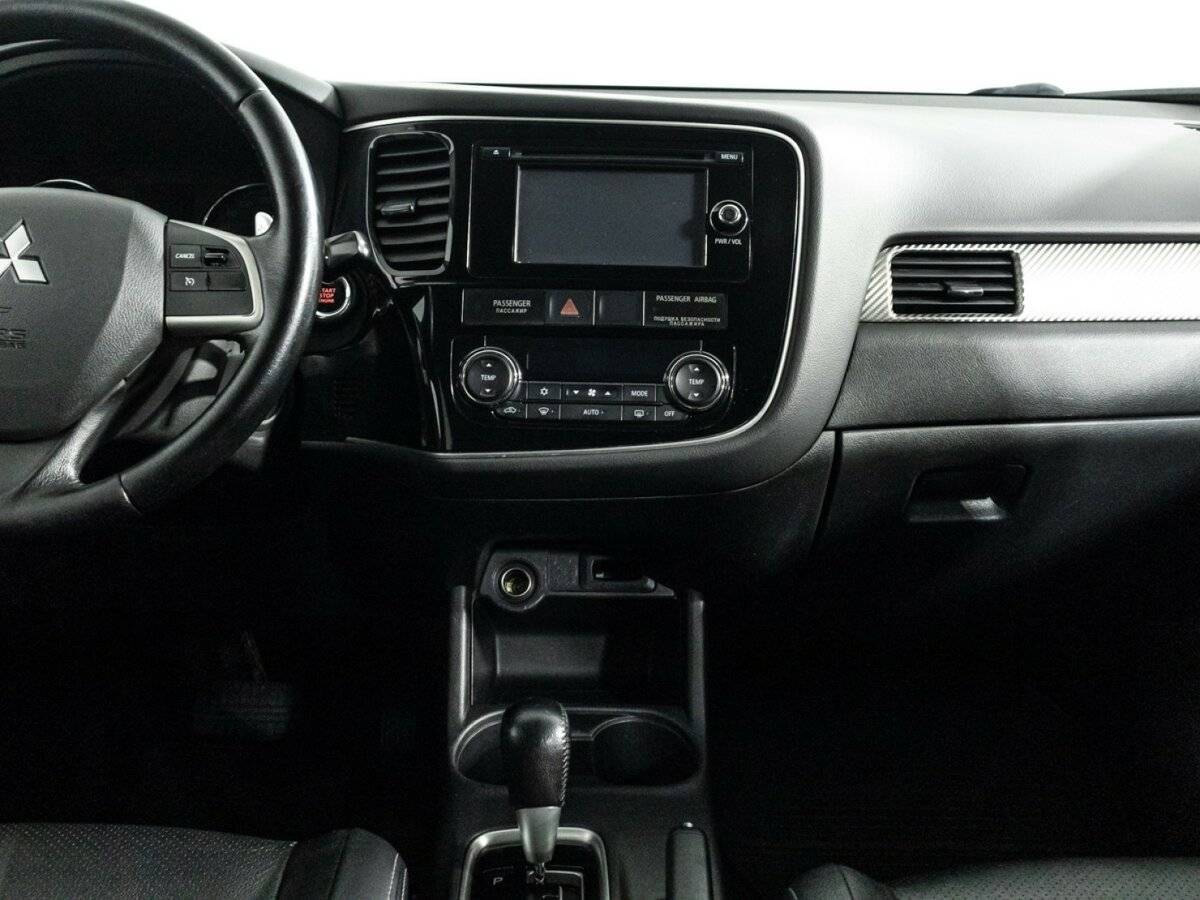 Mitsubishi Outlander 2013 года с пробегом. Фото: #13