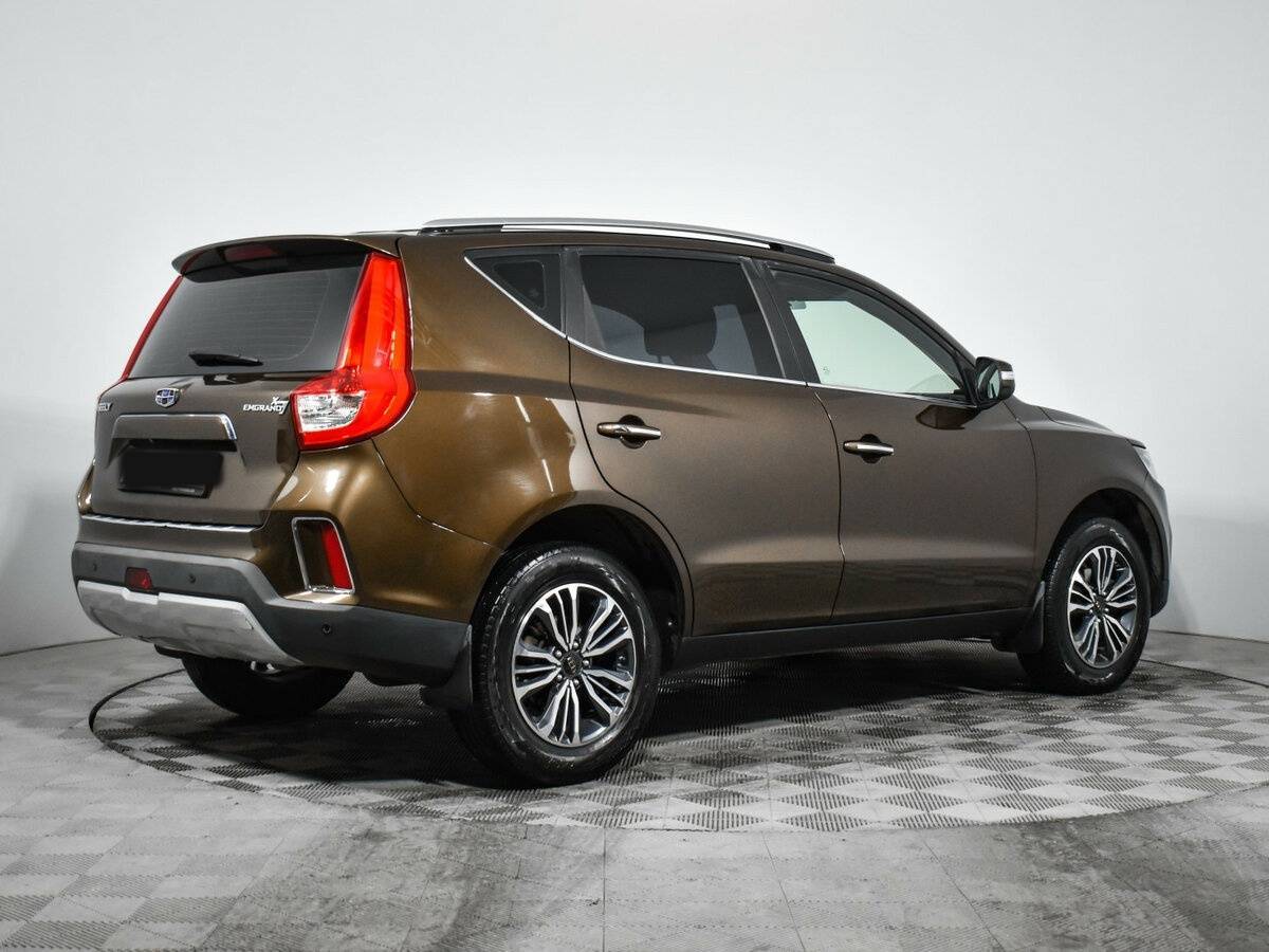 Geely Emgrand X7 2021 года с пробегом. Фото: #4