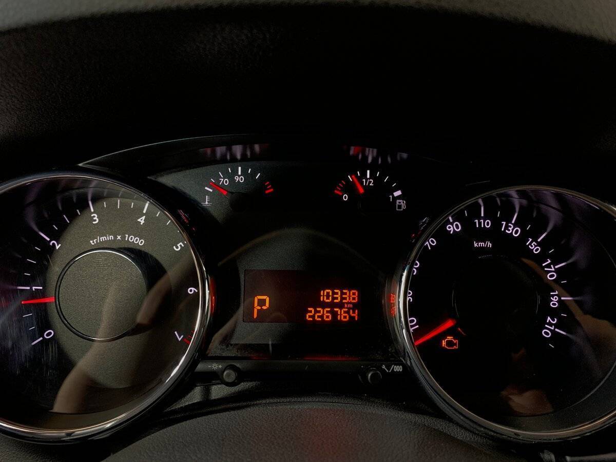 Peugeot 3008 2014 года с пробегом. Фото: #11