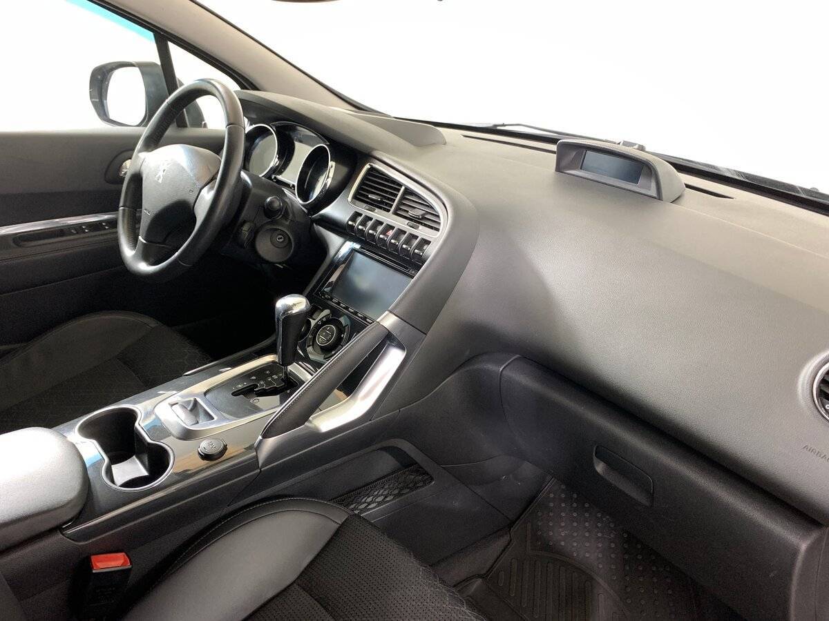 Peugeot 3008 2014 года с пробегом. Фото: #14