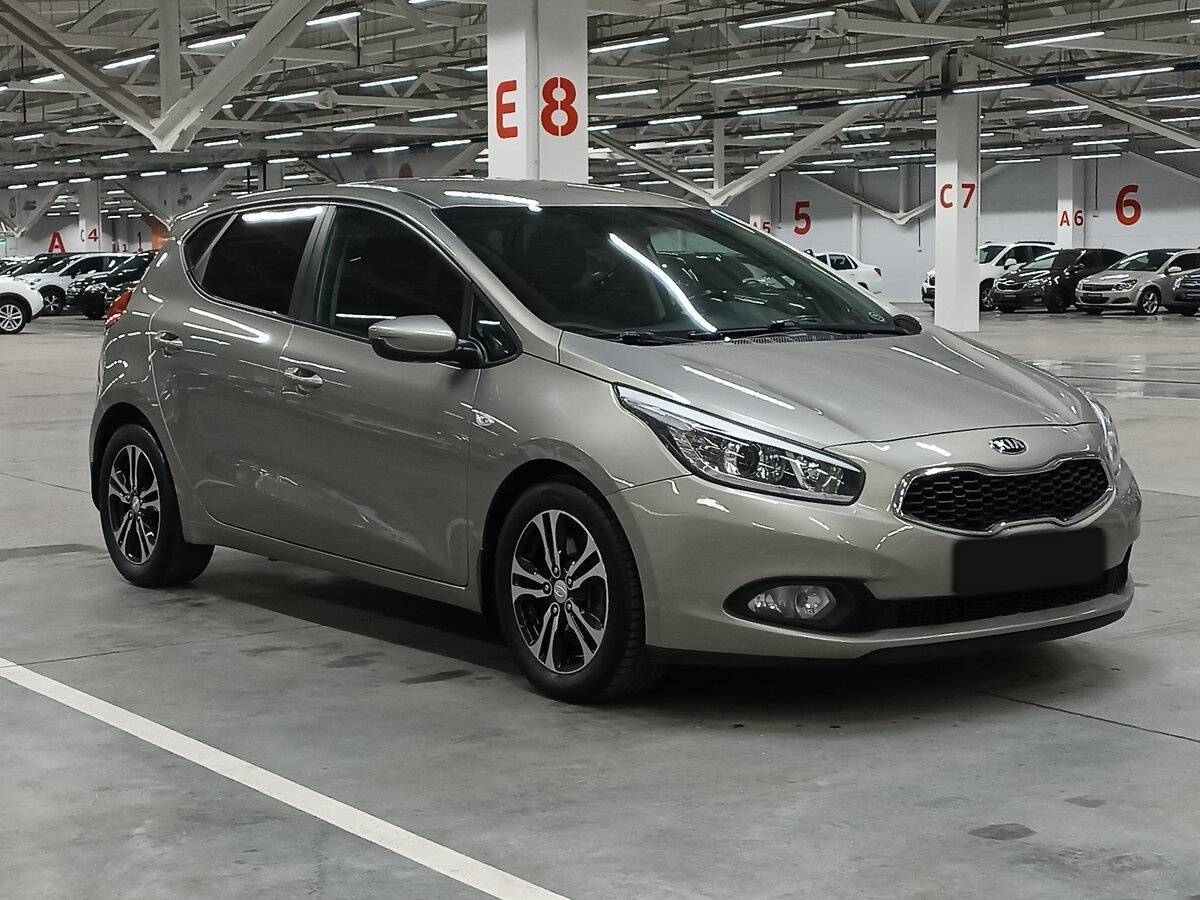 Kia Ceed 2015 года с пробегом. Фото: #2