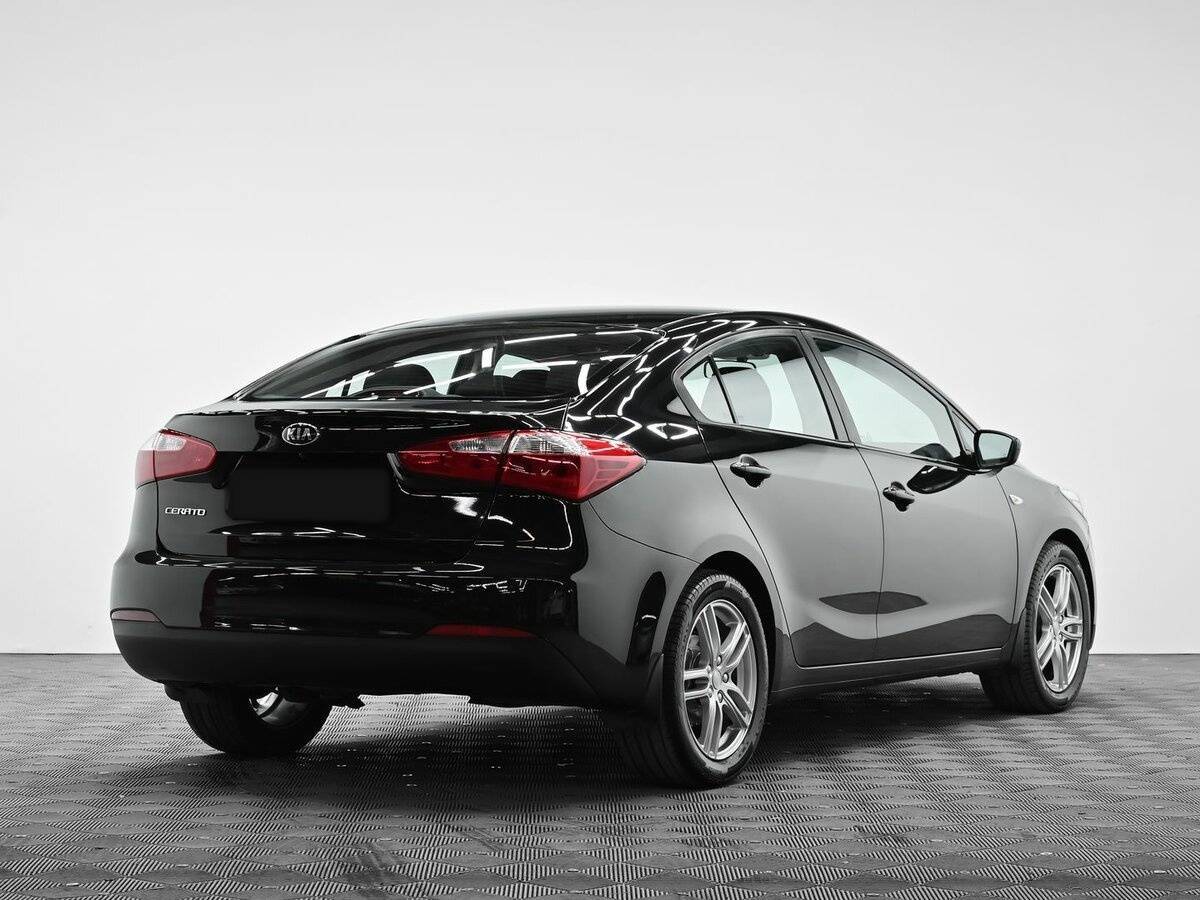 Б/У Киа Церато 2015 года. Фото: #3