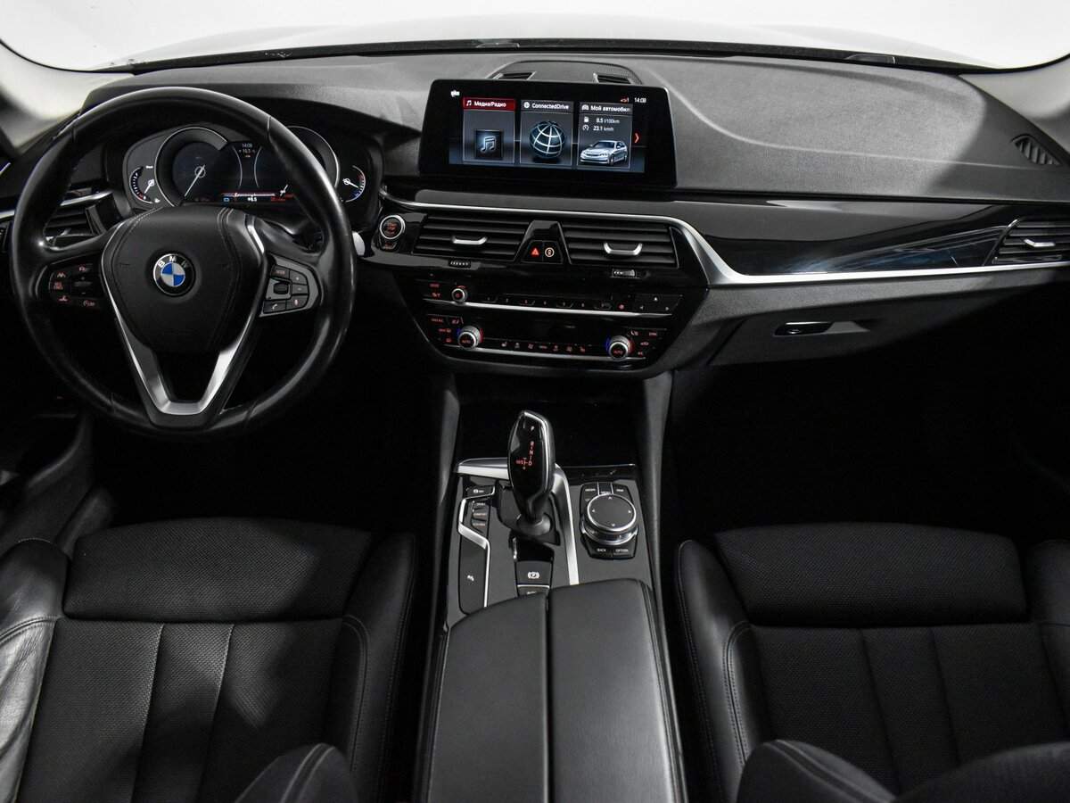 BMW 5 серии 2017 года с пробегом. Фото: #14
