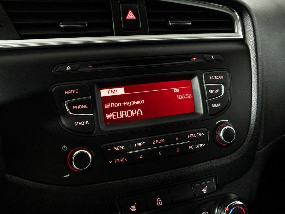 Б/У Киа Сид 2016 года. Фото: #16