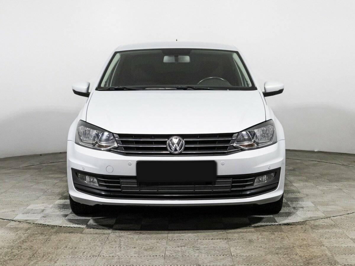 Б/У Фольксваген Поло 2018 года. Фото: #1